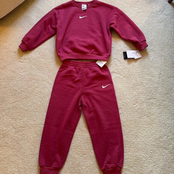 Girls Nike Crewneck Sweatshirt & Pants 2-Piece Set: Size 6X - Picture 1 of 4